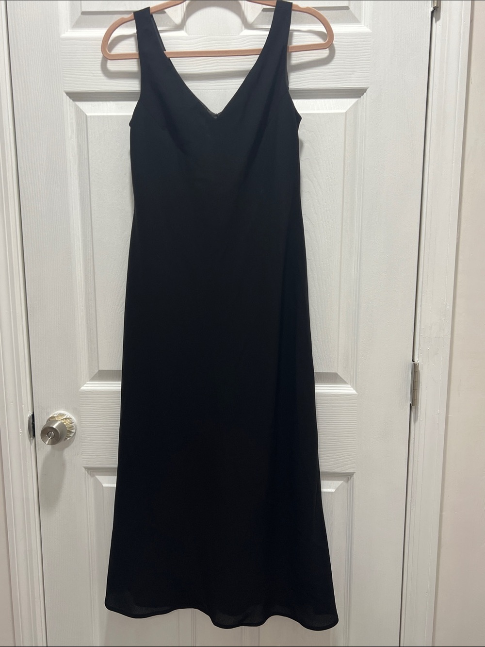 Jones Wear Black V-Neck Maxi Slip Dress